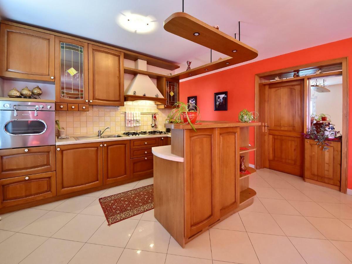 Apartment Laurus-2 By Interhome لوفغان المظهر الخارجي الصورة